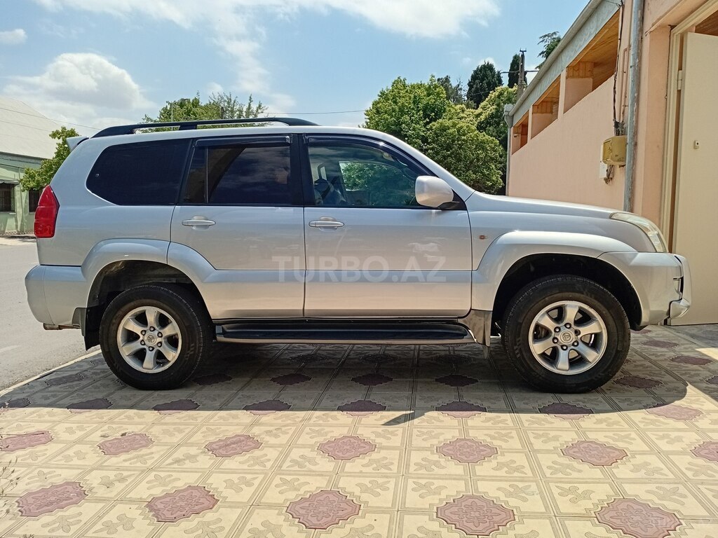 Toyota Land Cruiser Prado