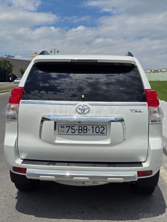 Toyota Land Cruiser Prado