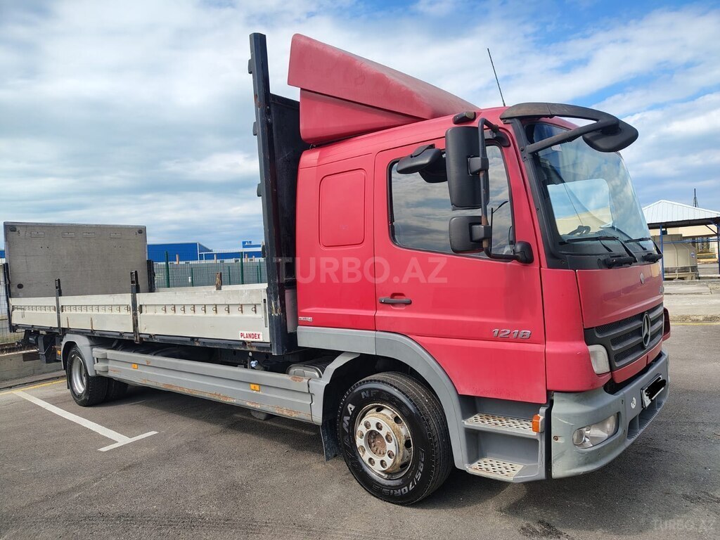 Mercedes Atego 1218