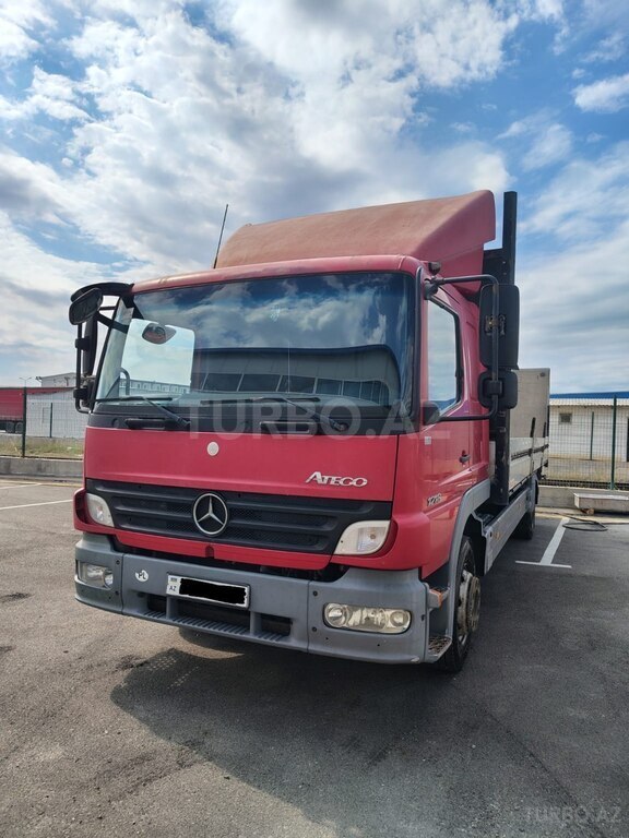 Mercedes Atego 1218