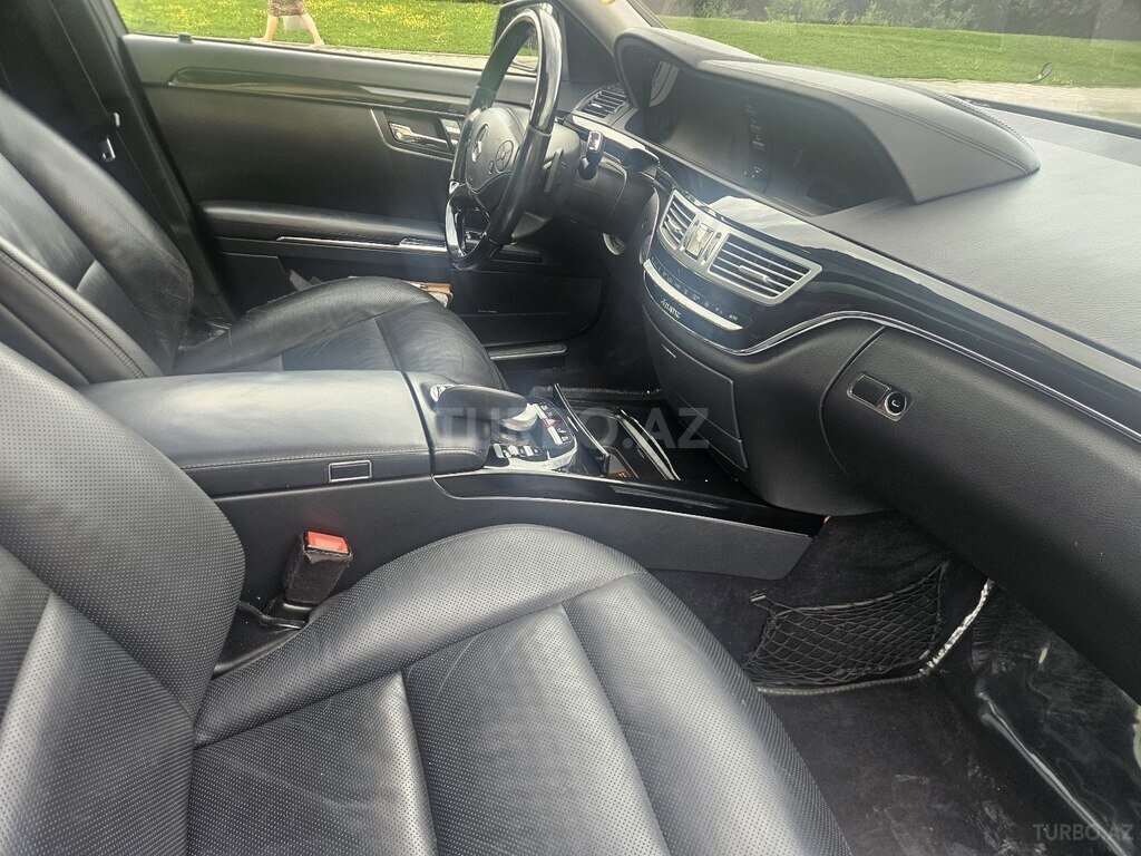 Mercedes S 500 4MATIC