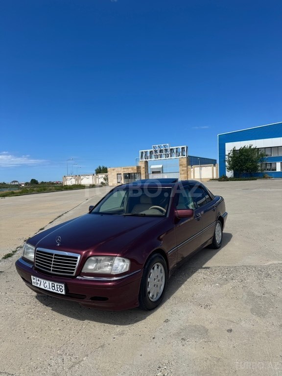 Mercedes C 230