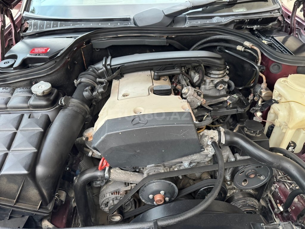Mercedes C 230