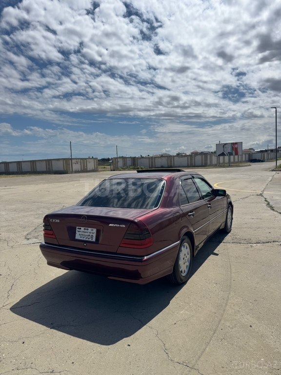 Mercedes C 230