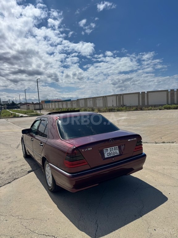 Mercedes C 230
