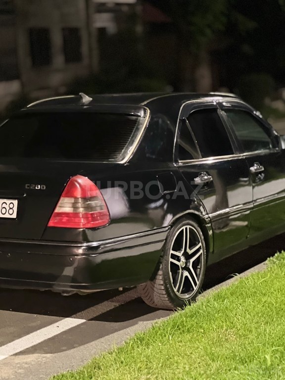 Mercedes C 280