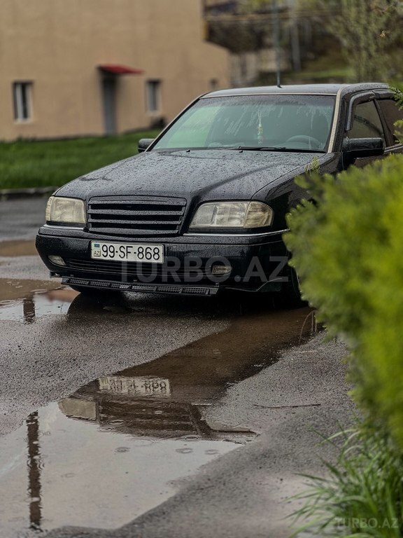 Mercedes C 280