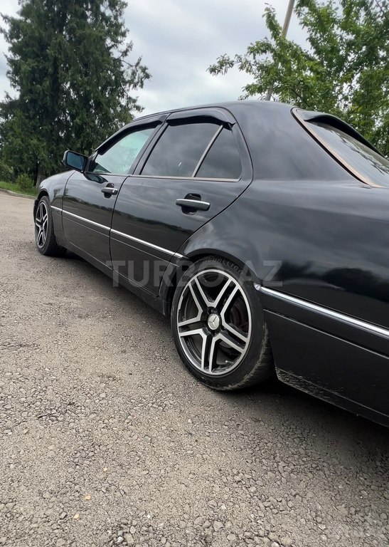 Mercedes C 280