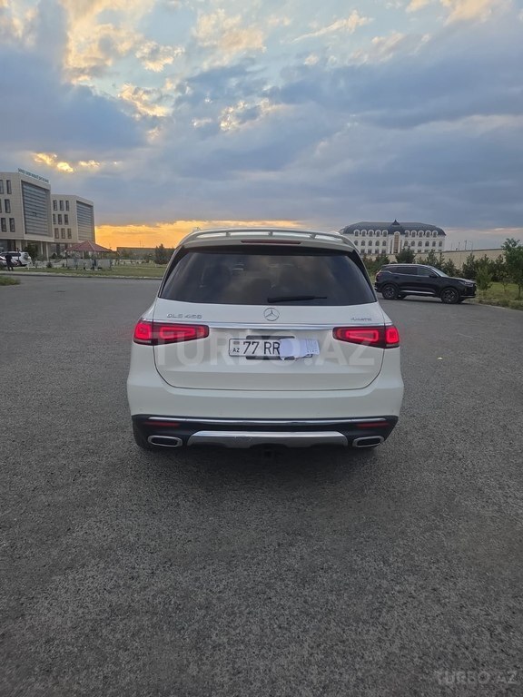 Mercedes GLS 450 4MATIC