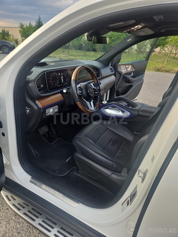 Mercedes GLS 450 4MATIC