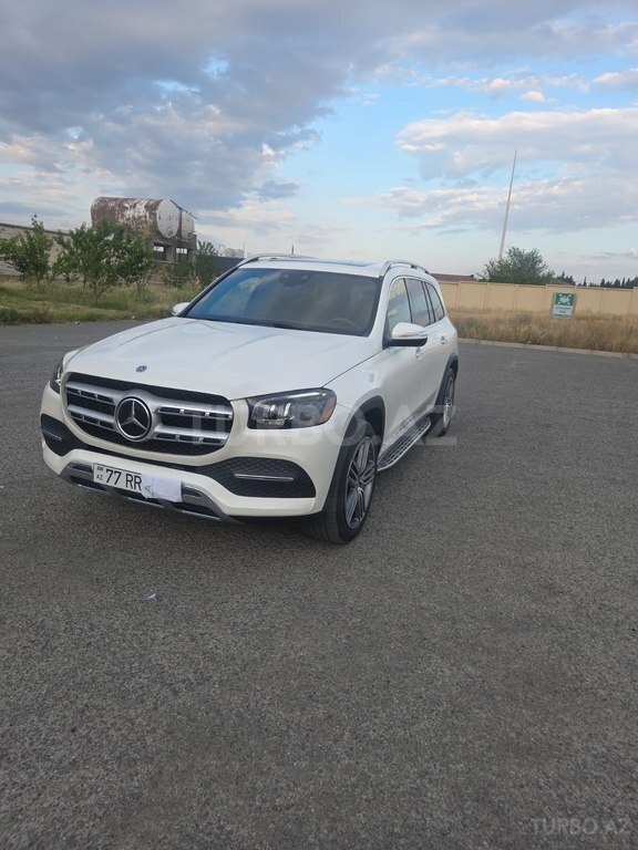 Mercedes GLS 450 4MATIC