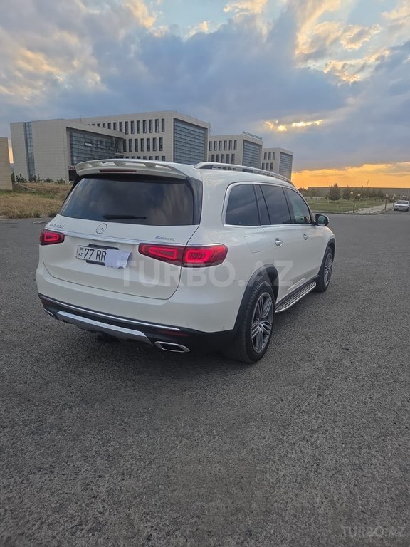 Mercedes GLS 450 4MATIC