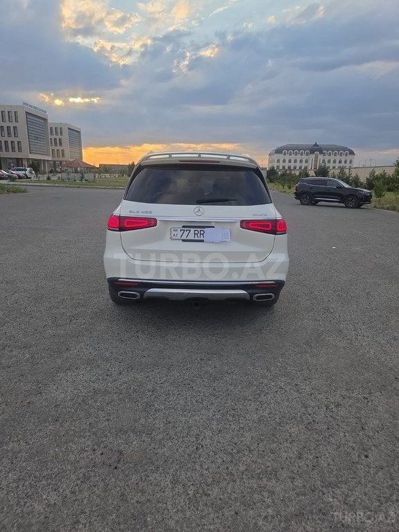 Mercedes GLS 450 4MATIC