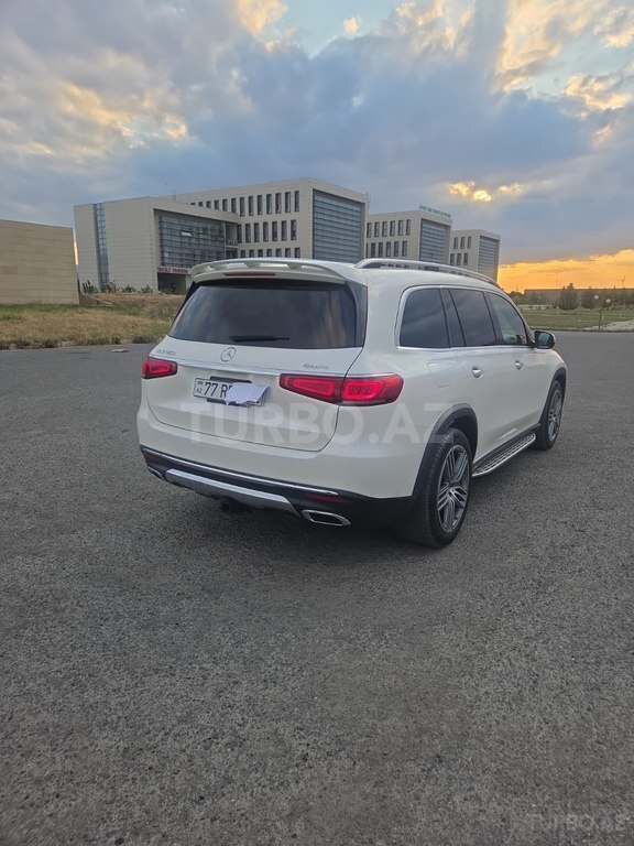 Mercedes GLS 450 4MATIC