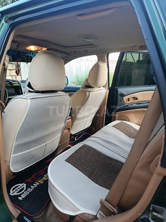 Isuzu Axiom