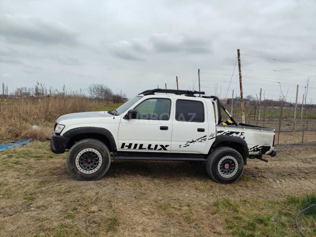 Toyota Hilux