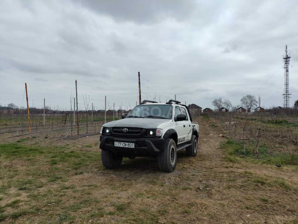 Toyota Hilux