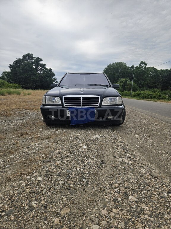 Mercedes C 280
