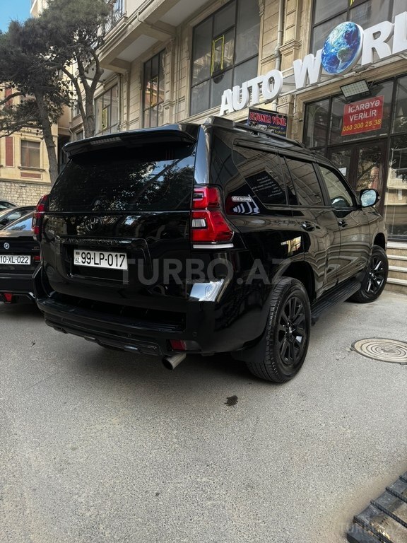 Toyota Land Cruiser Prado