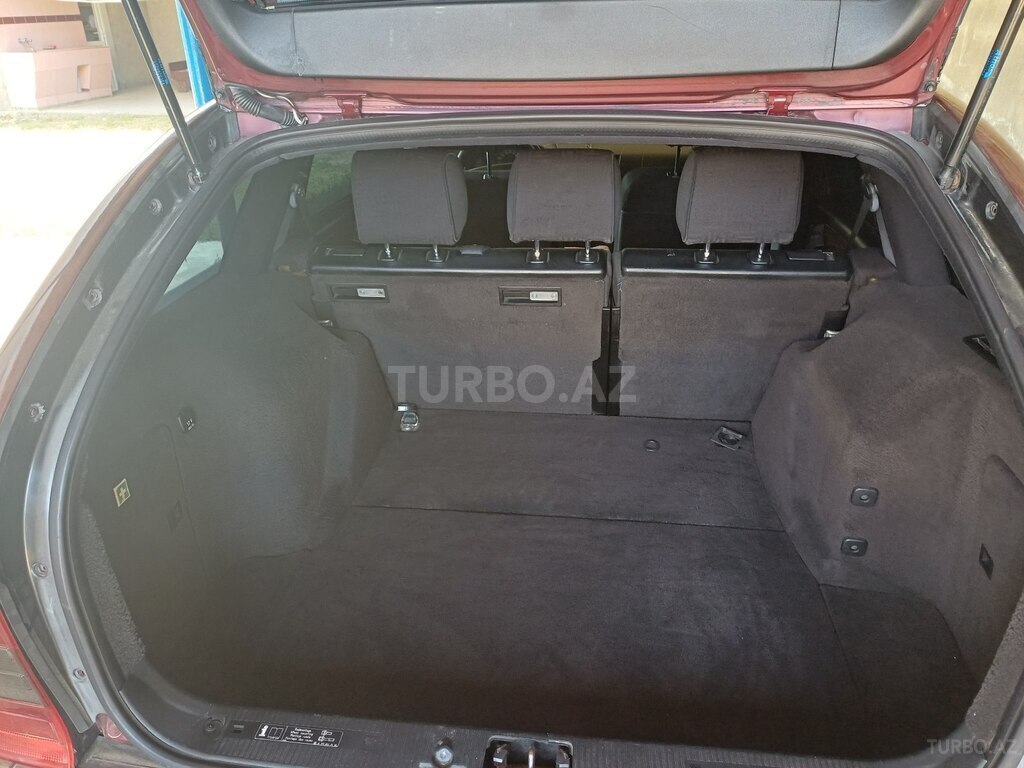 Mercedes C 200