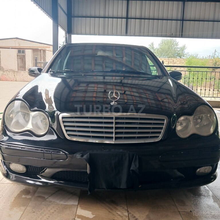 Mercedes C 230
