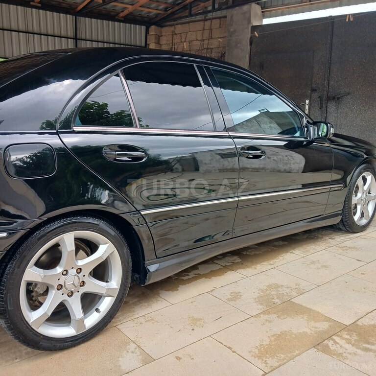 Mercedes C 230