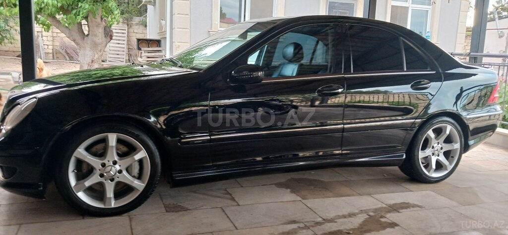 Mercedes C 230
