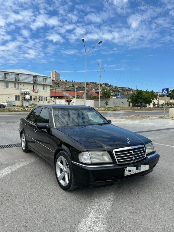 Mercedes C 220