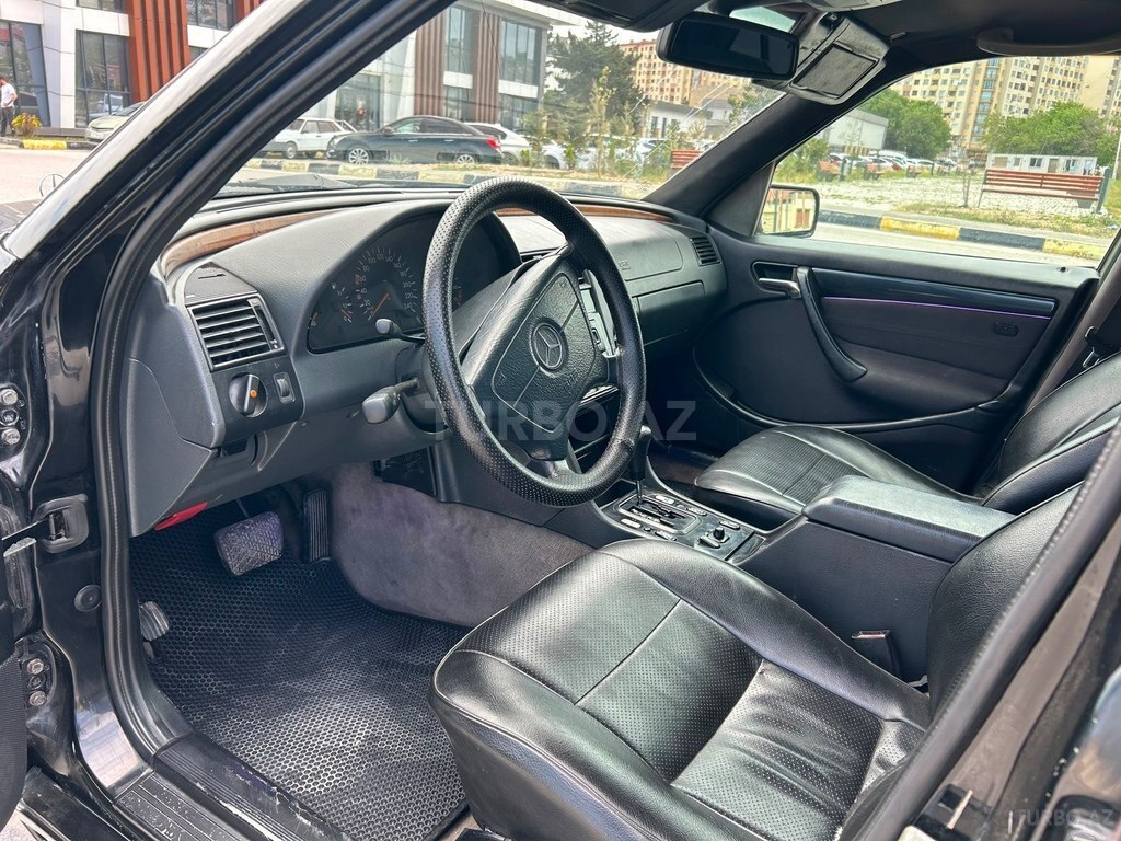 Mercedes C 220