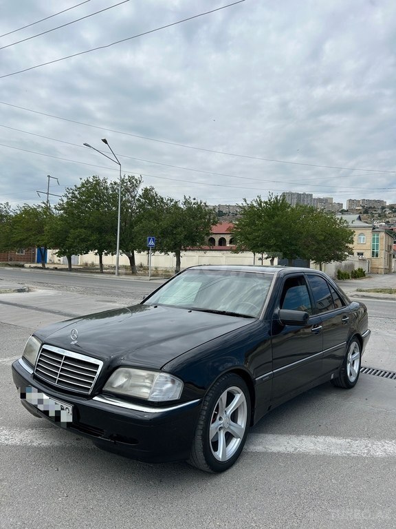 Mercedes C 220