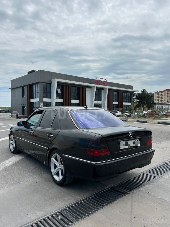 Mercedes C 220