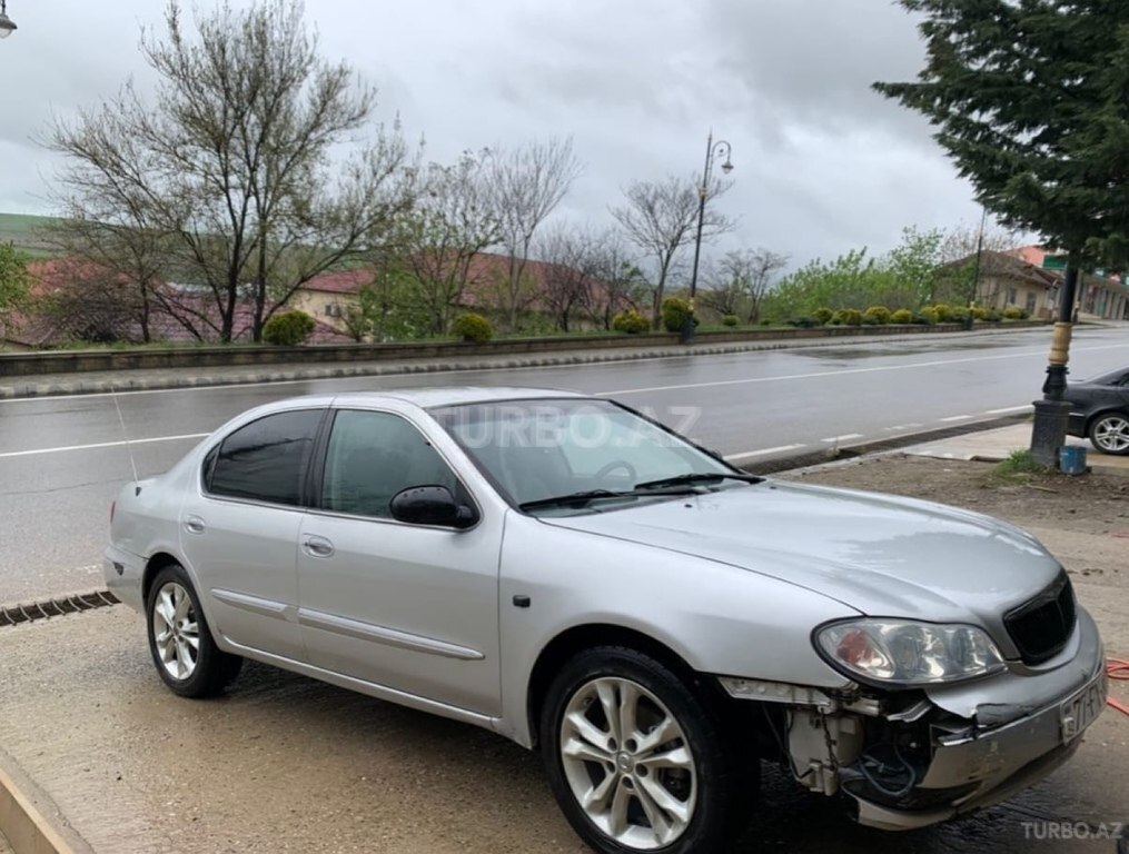 Nissan Maxima