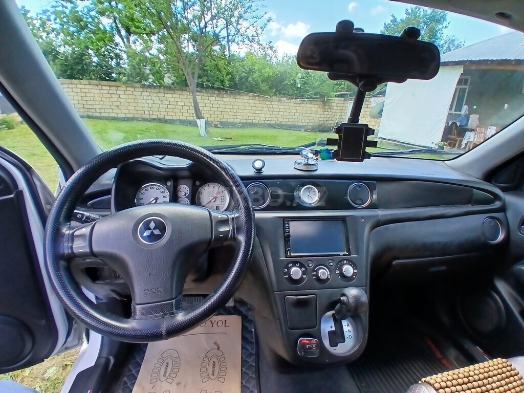 Mitsubishi Airtrek