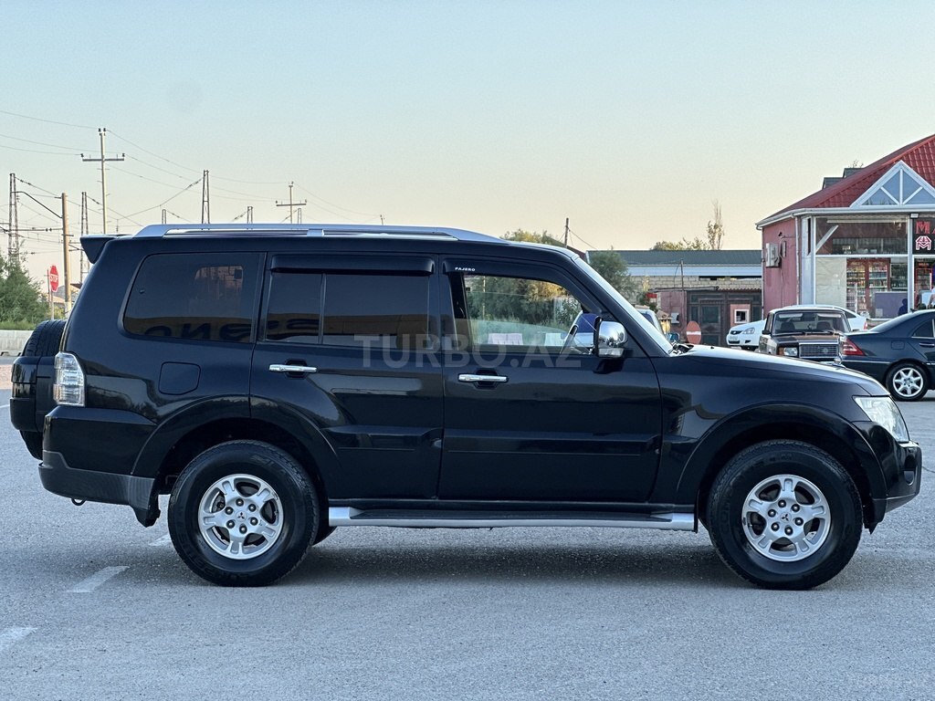 Mitsubishi Pajero