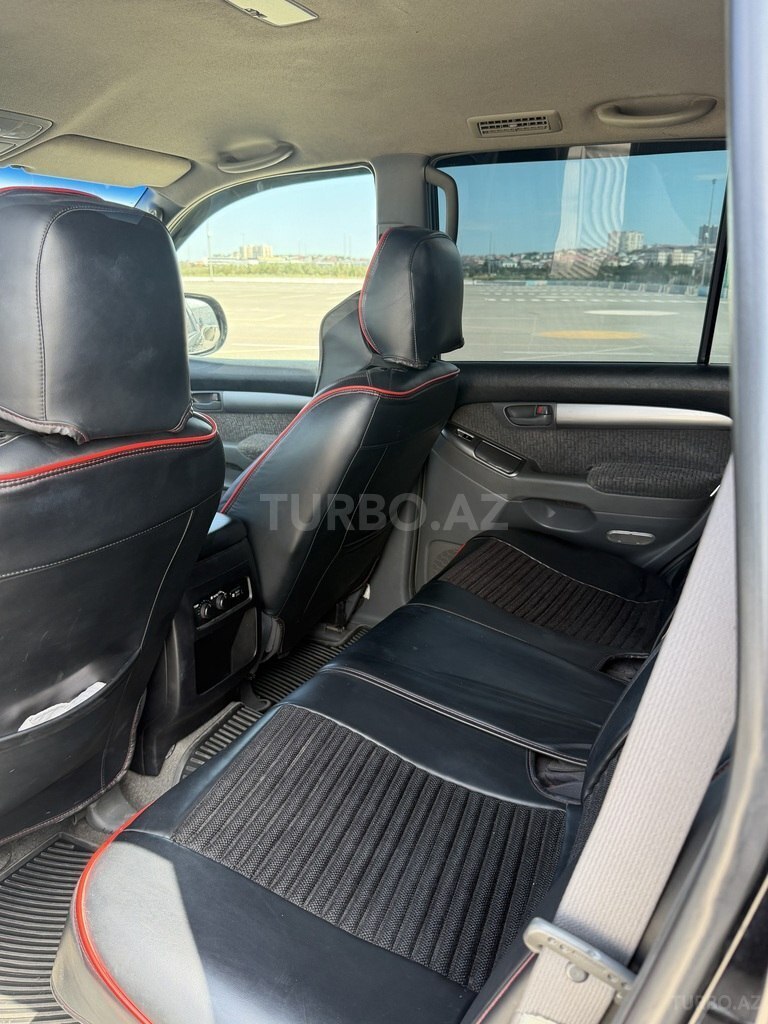 Toyota Land Cruiser Prado
