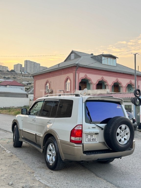 Mitsubishi Pajero