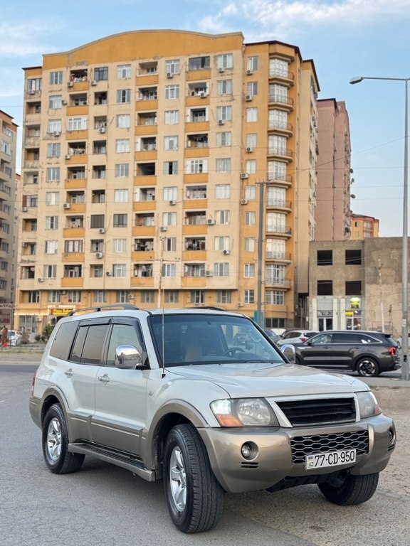 Mitsubishi Pajero