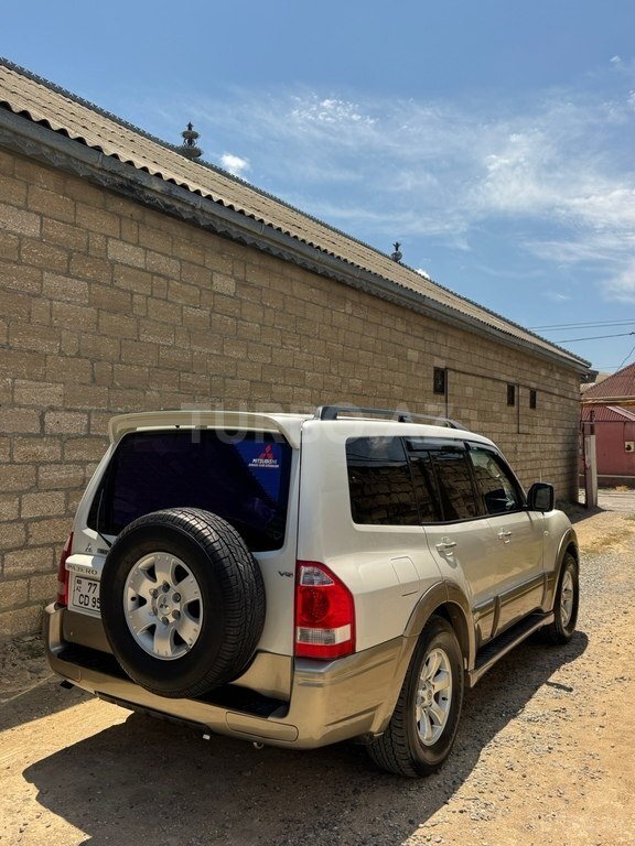 Mitsubishi Pajero