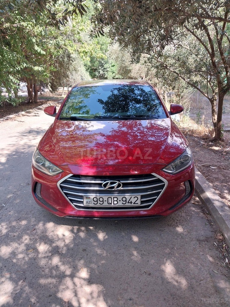 Hyundai Elantra