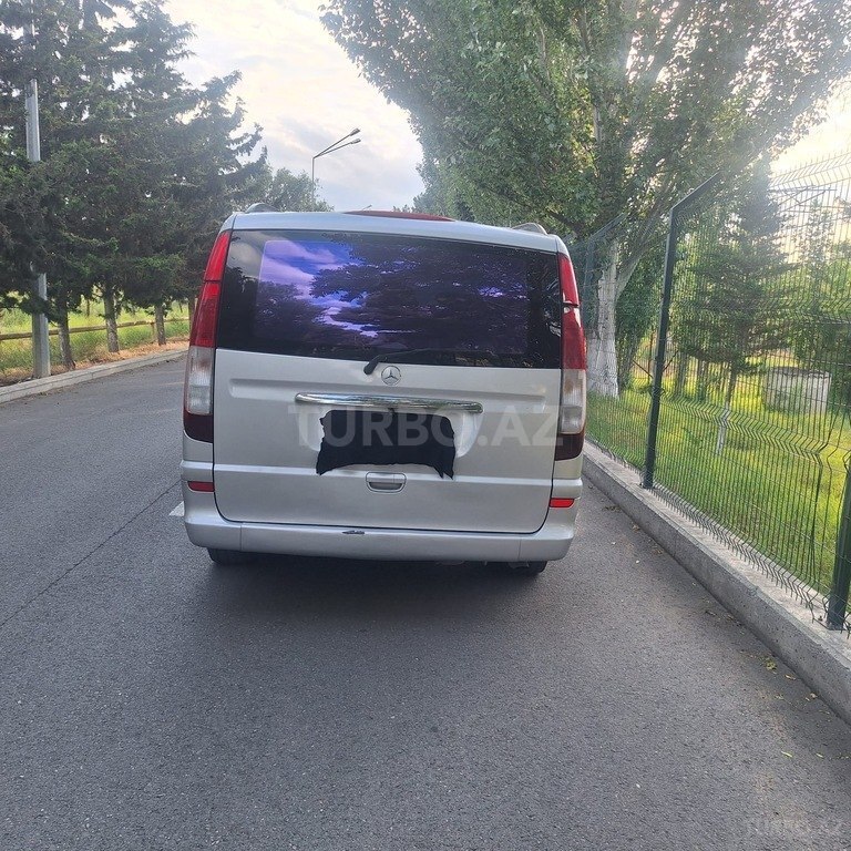 Mercedes Viano