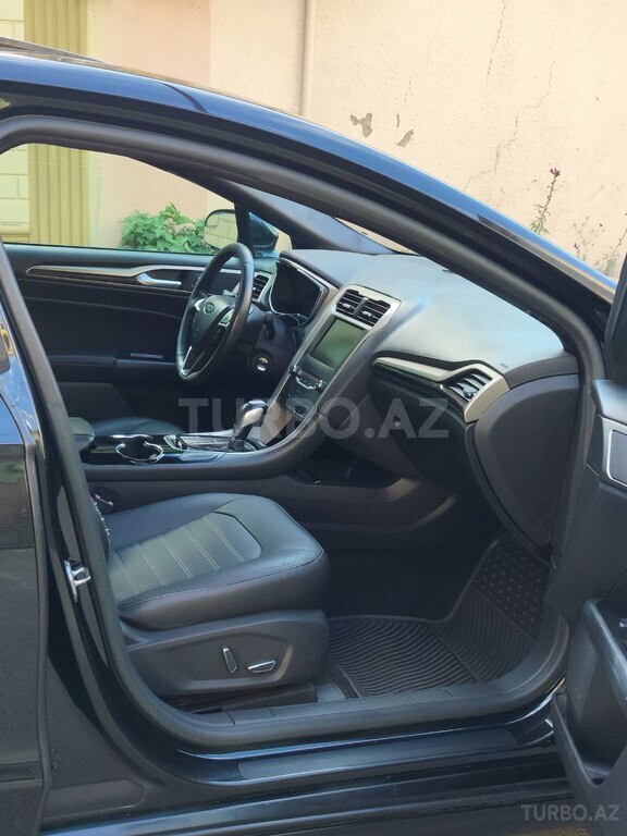 Ford Fusion (North America)