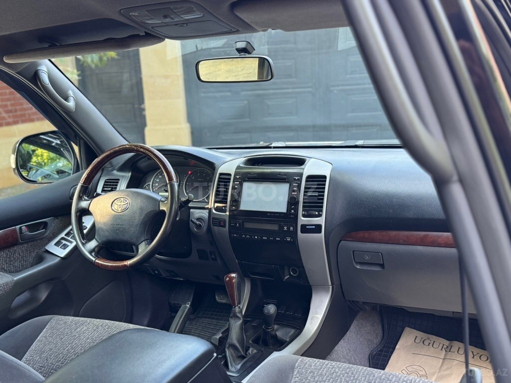Toyota Land Cruiser Prado