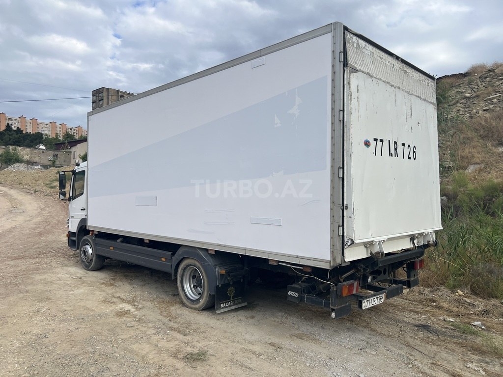 Mercedes Atego 1218