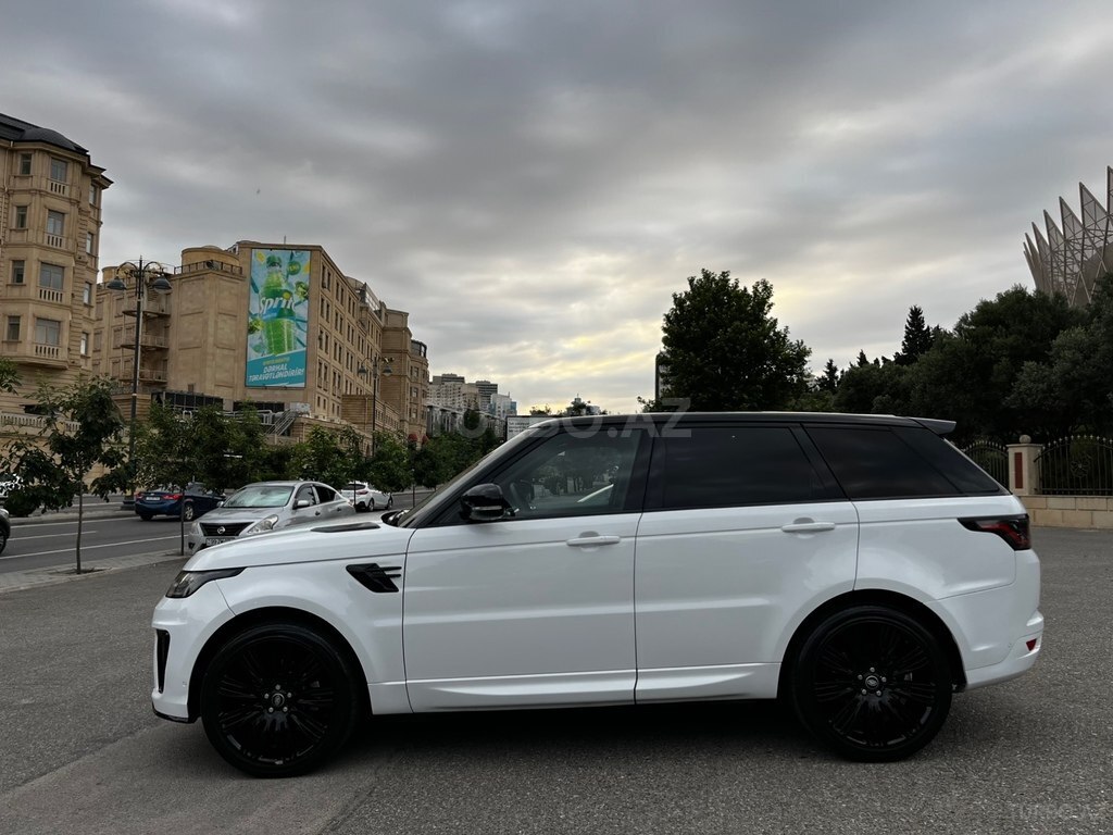 Land Rover RR Sport
