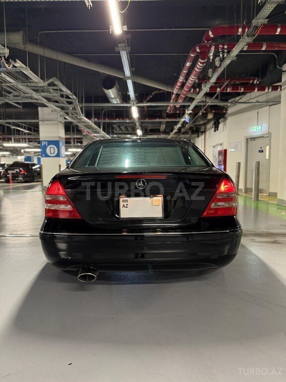 Mercedes C 230
