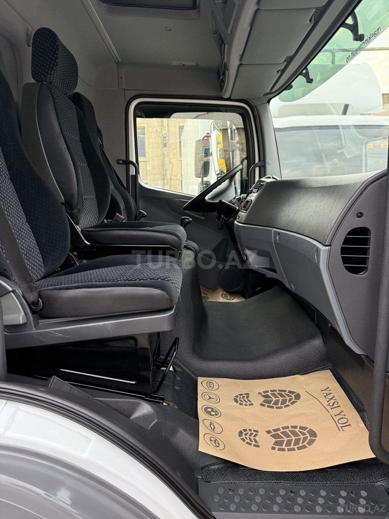 Mercedes Atego 818