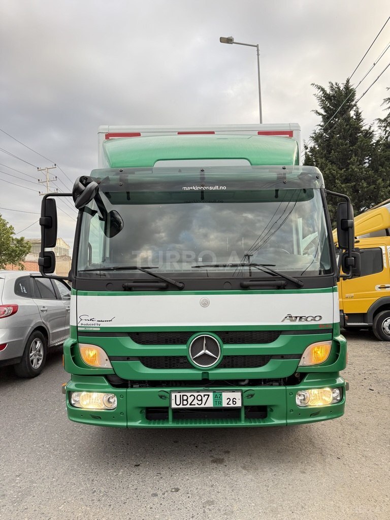 Mercedes Atego 818