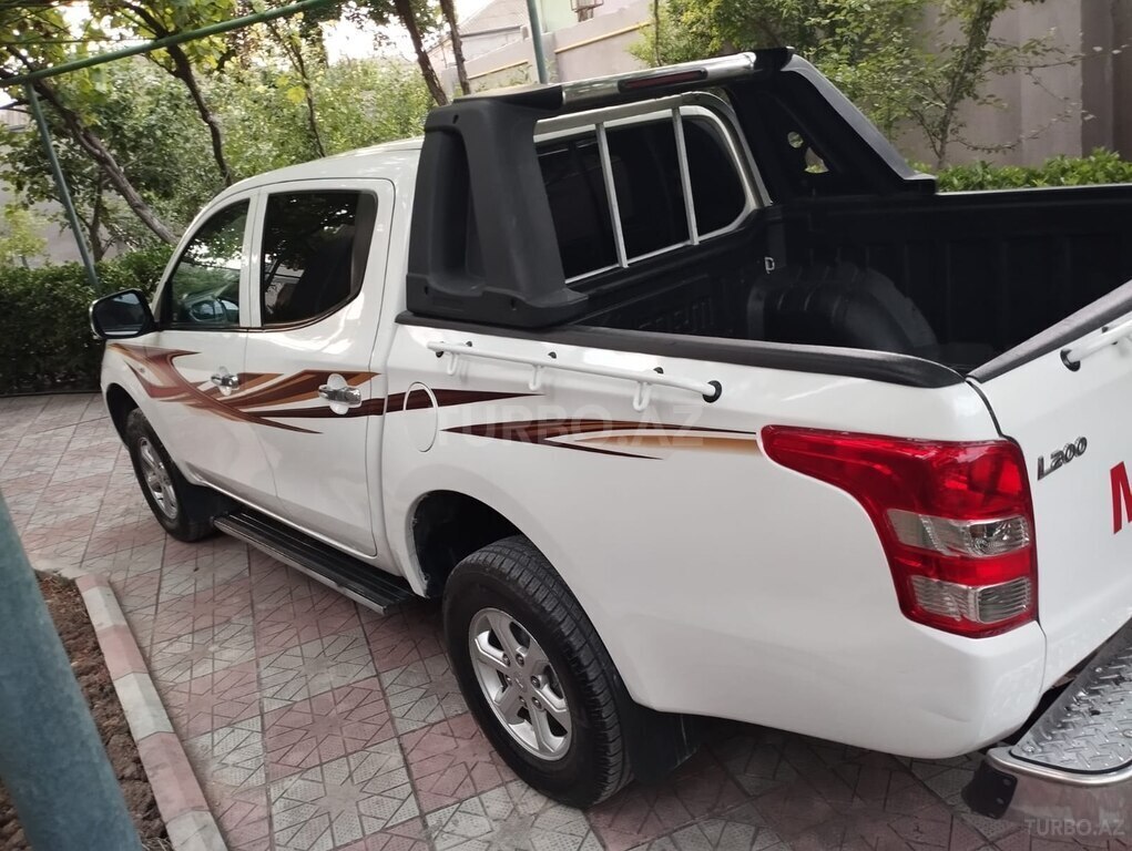 Mitsubishi L200