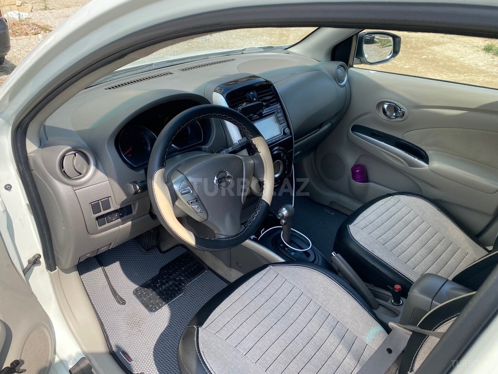 Nissan Sunny
