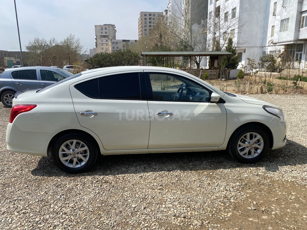 Nissan Sunny